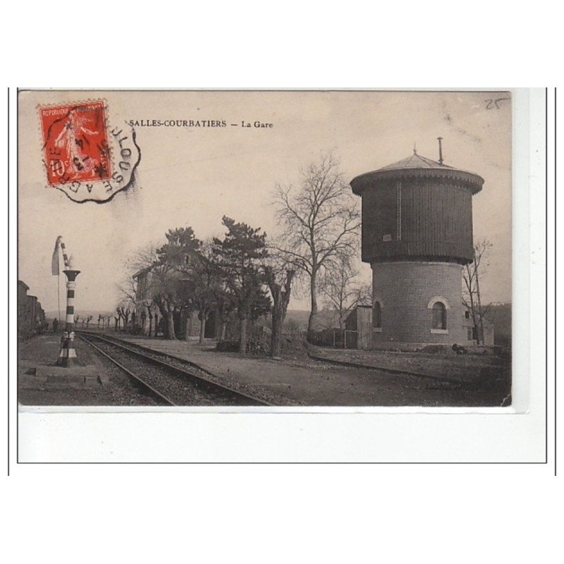 SALLES-COURBATIERS - La gare - très bon état