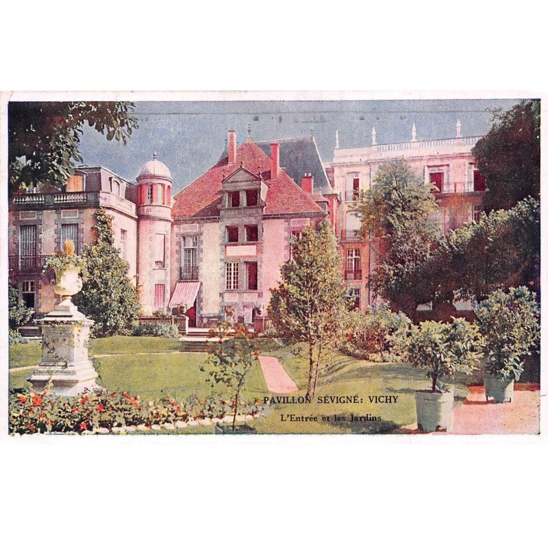VICHY - Pavillon Sévigné - L'Entrée et les Jardins - très bon état