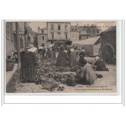 SAINT BRIEUC - Marché aux sabots - Place de la Préfecture - très bon état