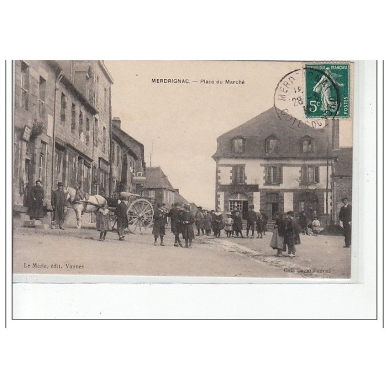 MERDRIGNAC - Place du marché - très bon état
