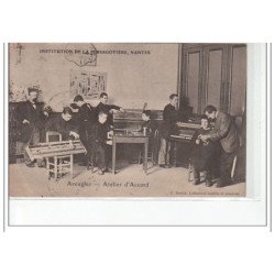 NANTES - Institution de la Persagotière - AVEUGLES - Atelier d'Accord - très bon état