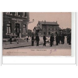 TRELON - Place de la Gare - très bon état