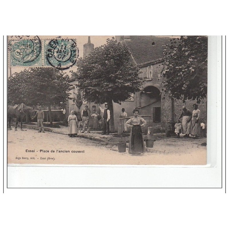 ESSAI - Place de l'Ancien Couvent - très bon état