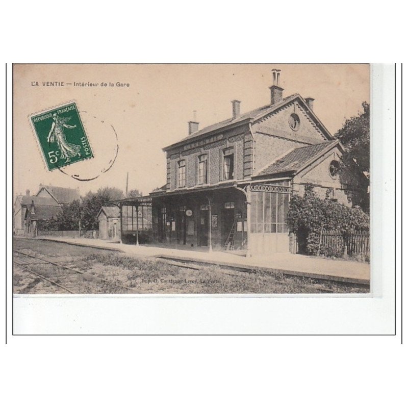 LA VENTIE - Intérieur de la gare - très bon état