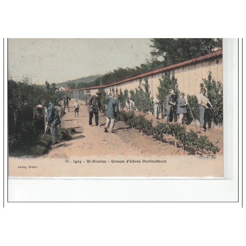 IGNY - SAINT NICOLAS - Groupe d'élèves horticulteurs - très bon état