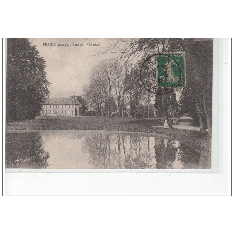 BRAINE  - Parc de l'Abbatiale - très bon état
