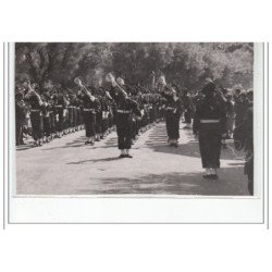 BIARRITZ : lot de 7 photos format cartes photos d'un défilé militaire vers 1945 - très bon état