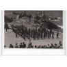 BIARRITZ : lot de 7 photos format cartes photos d'un défilé militaire vers 1945 - très bon état