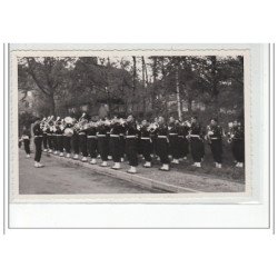 STRASBOURG : lot de 15 photos format cartes photos d'un défilé militaire vers 1945 - très bon état