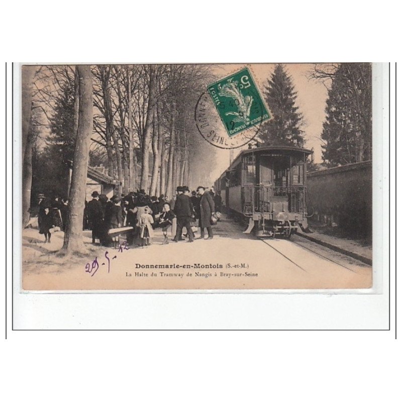 DONNEMARIE EN MONTOIS : la halte du tramway - très bon état