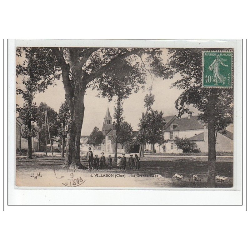 VILLABON - La Grande Place - très bon état