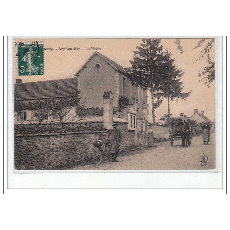 EN BERRY - ARPHEUILLES - La Mairie - très bon état