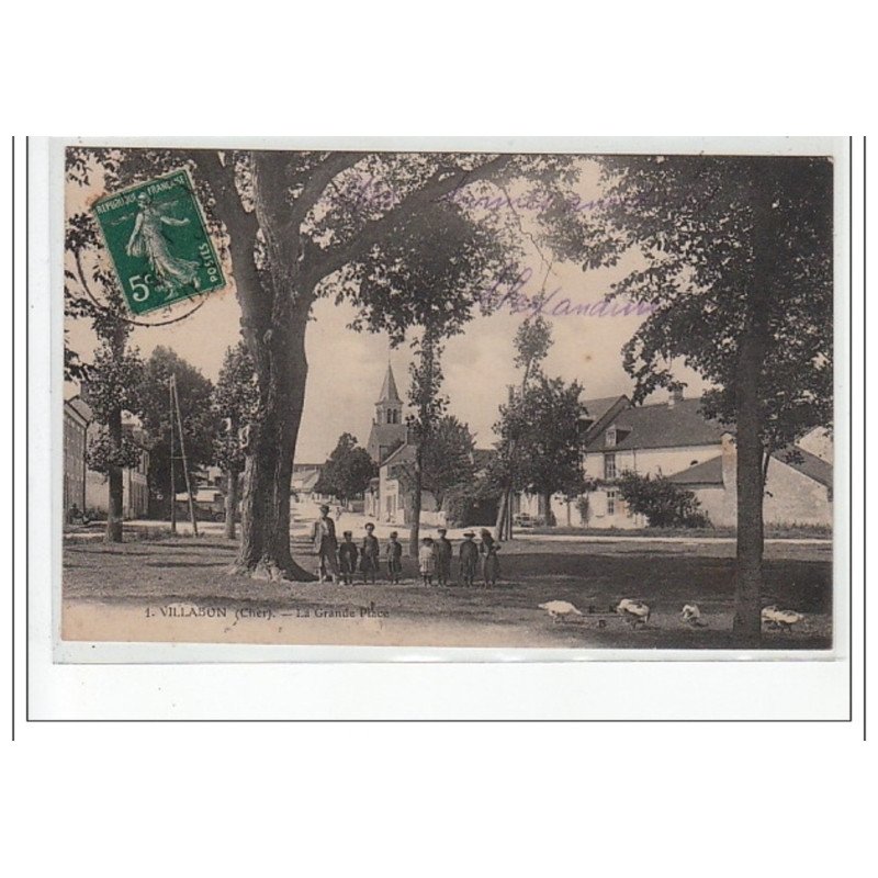 VILLABON - La Grande Place - très bon état