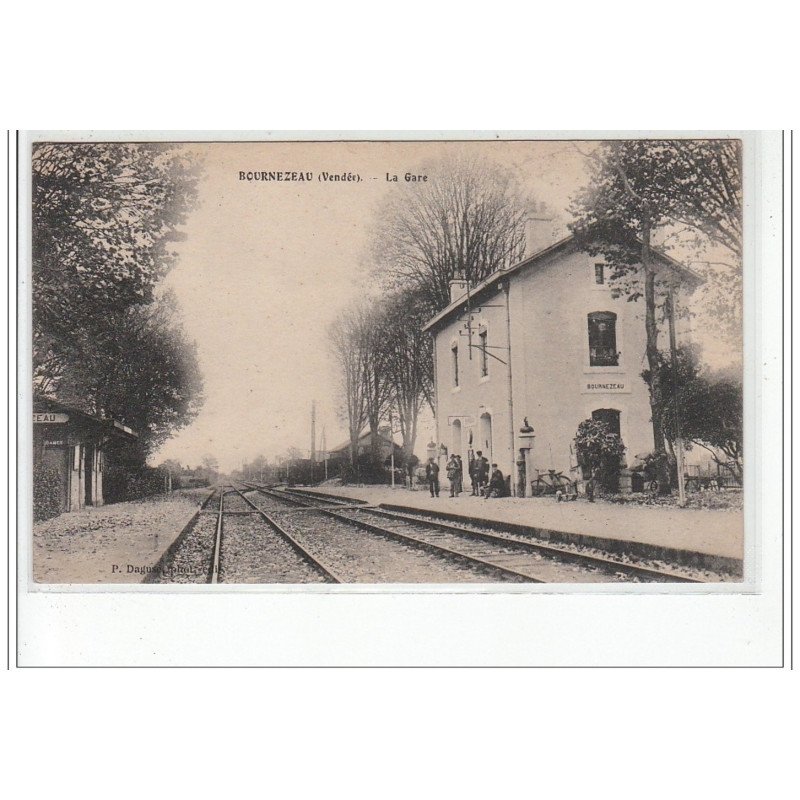 BOURNEZEAU : la gare - très bon état BOURNEZEAU : la gare - très bon état