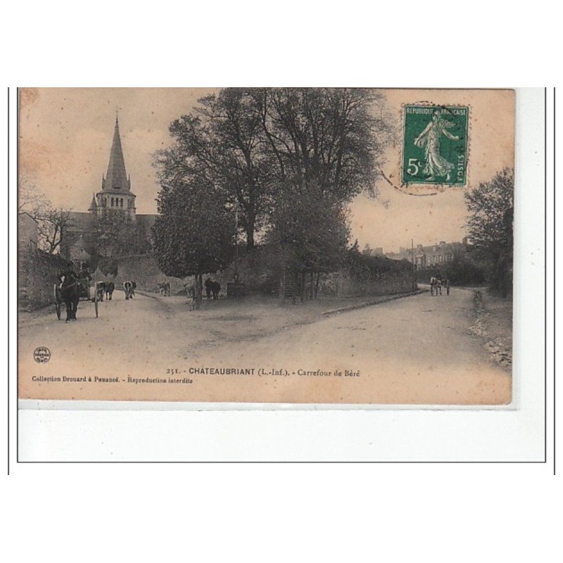 CHATEAUBRIANT - Carrefour de Béré - très bon état