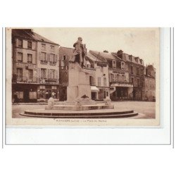 PITHIVIERS - La Place du Martroi - très bon état