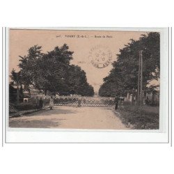 TOURY - Route de Paris - très bon état