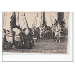 BOULOGNE SUR MER - Débarquement du poisson - très bon état