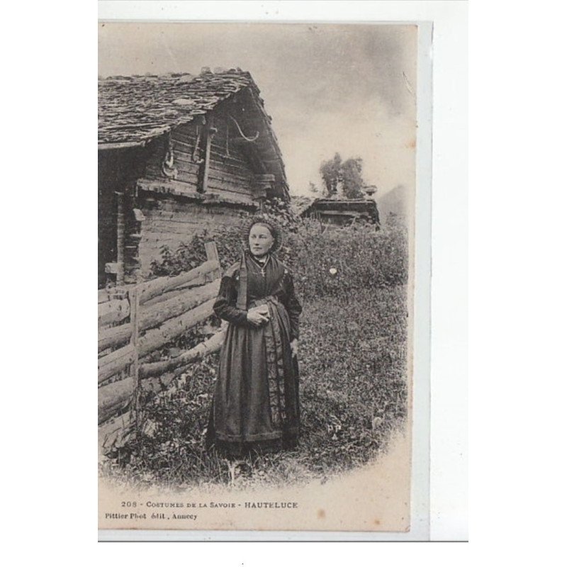 HAUTELUCE - Costumes de la Savoie - très bon état