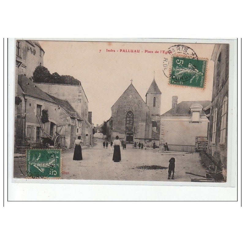 PALLUAU - Place de l'Eglise - très bon état PALLUAU - Place de l'Eglise - très bon état