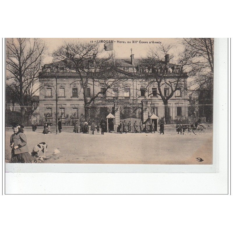 LIMOGES - Hôtel du XIIème corps d'Armée - très bon état