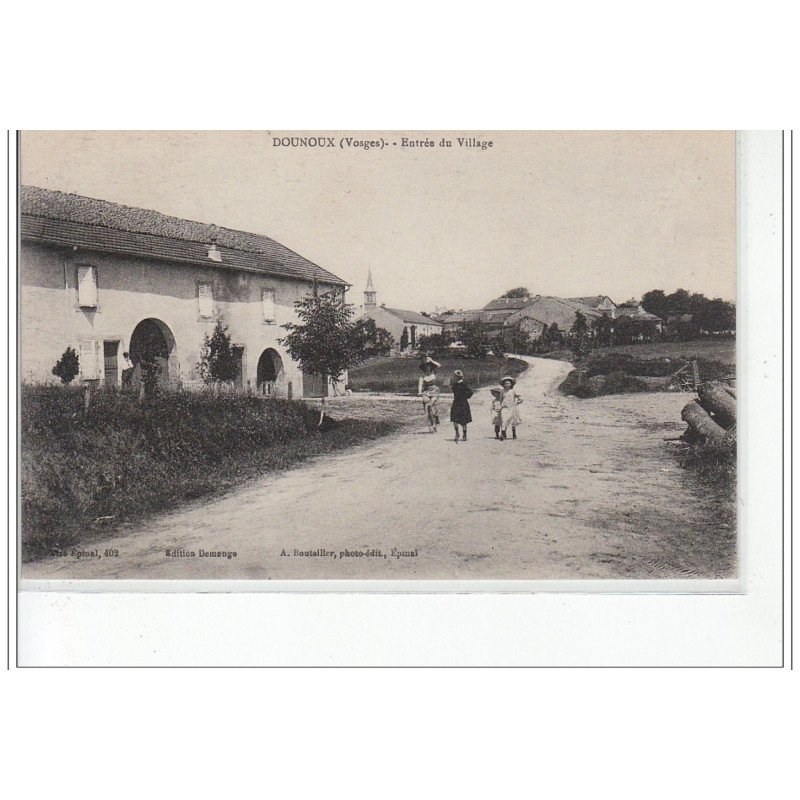 DOUNOUX - Entrée du village - très bon état DOUNOUX - Entrée du village - très bon état