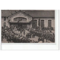 CORBEIL - Inauguration du nouvel Hôtel de Ville (1906) - l'arrivée du Ministre - très bon état