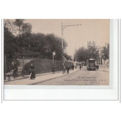 Square et Place de l'Hôtel de Ville - très bon état