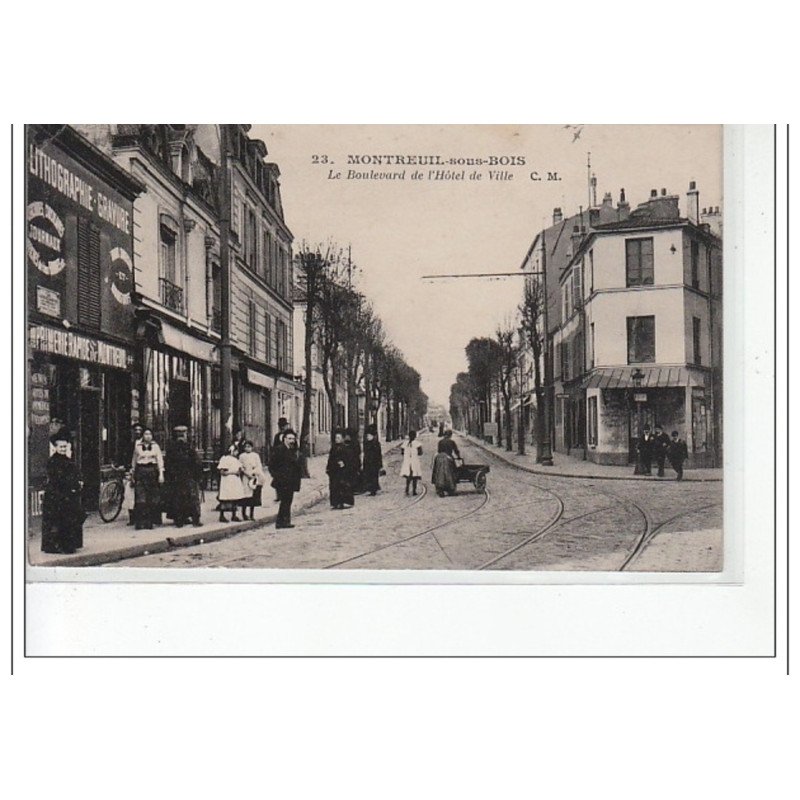 MONTREUIL SOUS BOIS - Le Boulevard de l'Hôtel de Ville - très bon état