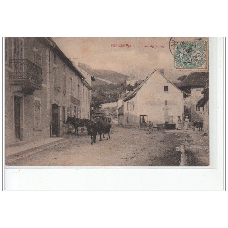 VERIZIEUX - Place du Village - très bon état