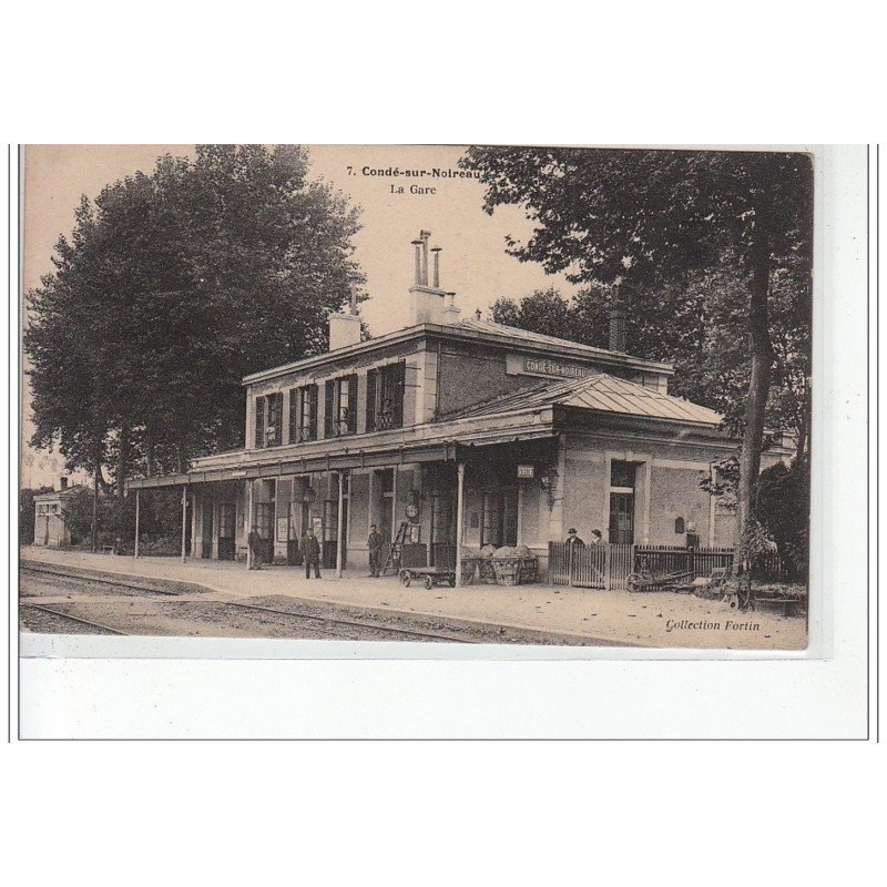 CONDE SUR NOIREAU - La Gare - très bon état