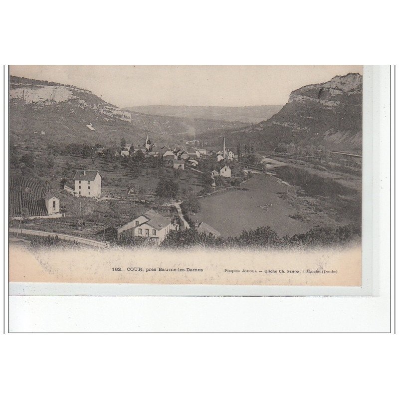 COUR près BAUME LES DAMES - très bon état