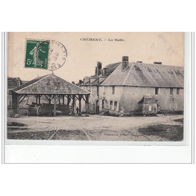 CHEMERY - La Halle - très bon état