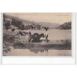 LE VELAY ILLUSTRE - Un Moyen de transport sur les bords de la Loire - très bon état