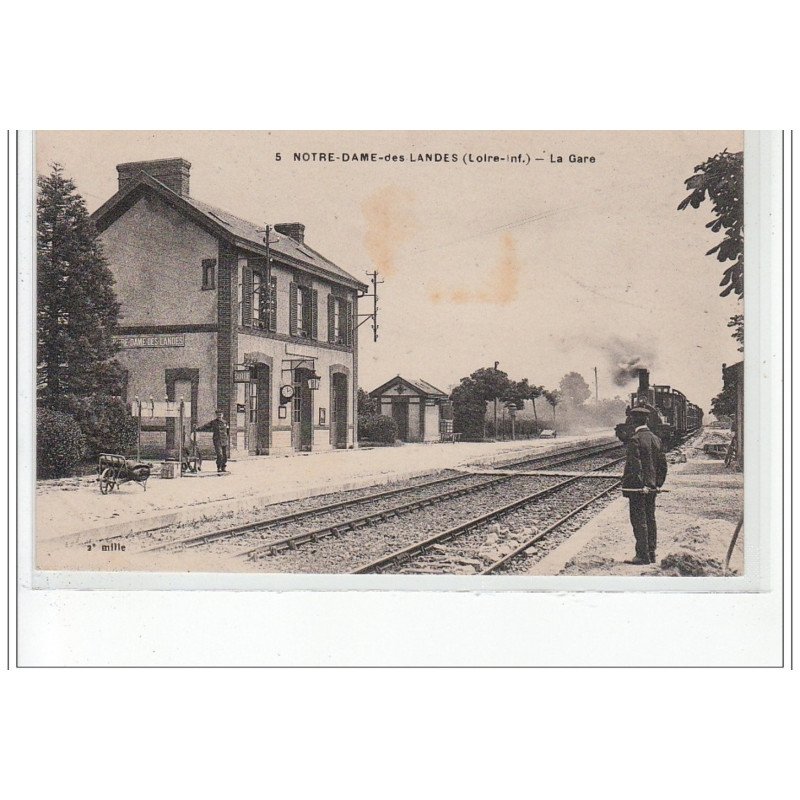 NOTRE-DAME DES LANDES - La Gare - très bon état