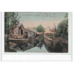 VOLANDRY - Le lavoir - très bon état
