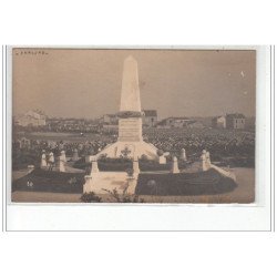 CHALONS - CARTE PHOTO - Monument aux Morts - très bon état