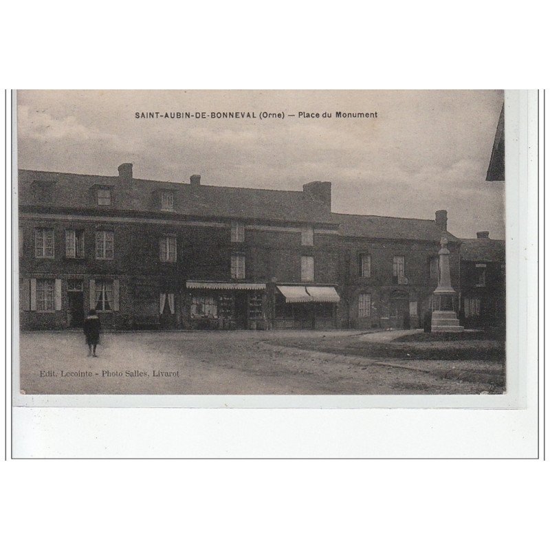 SAINT AUBIN DE BONNEVAL - Place du Monument - très bon état