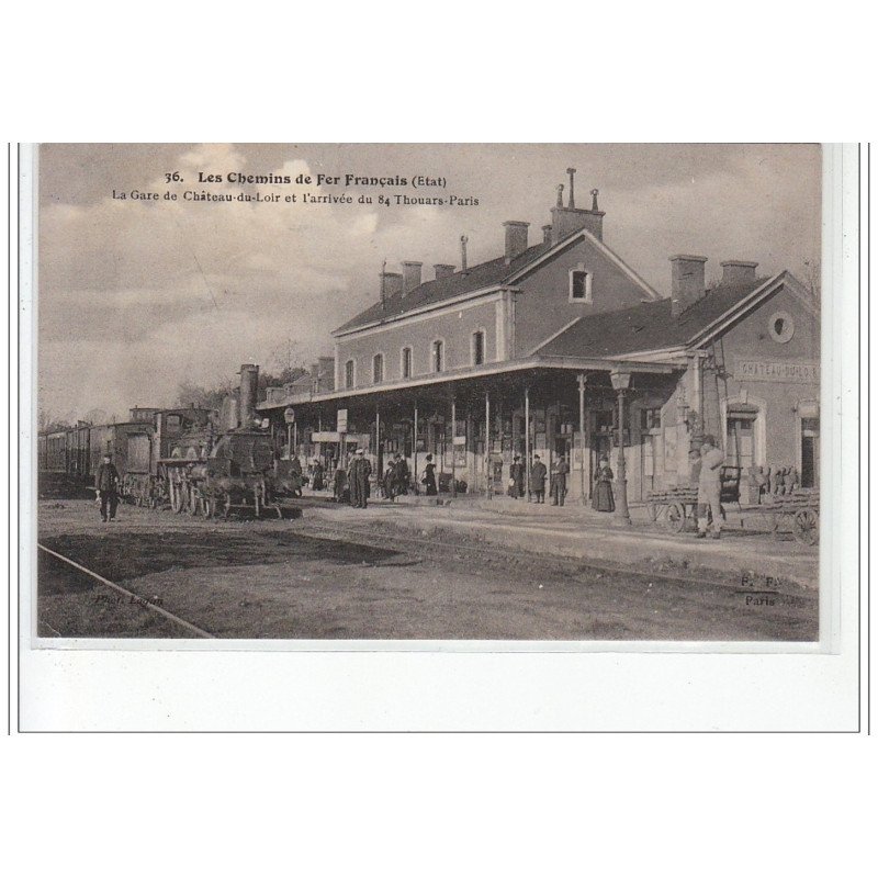 CHATEAU DU LOIR - Les Chemins de Fer Français (Etat) - La Gare et l'arrivée du 84 Thouars-Paris - très bon état