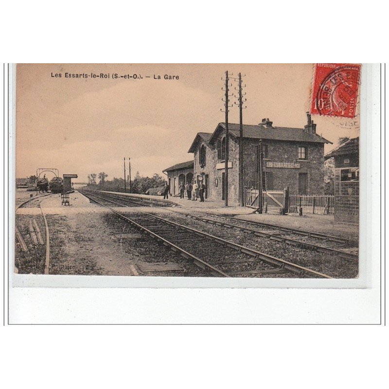 LES ESSARTS LE ROI - La Gare - très bon état LES ESSARTS LE ROI - La Gare - très bon état