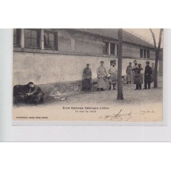 MAISONS ALFORT - Ecole Nationale Vétérinaire d'Alfort - La Cour du Chenil - très bon état