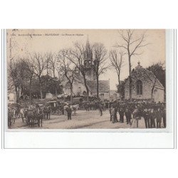 PLOUJEAN - Environs de MORLAIX - La place et l'Eglise - très bon état
