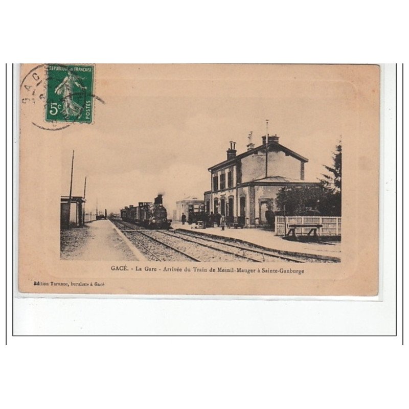 GACE - La gare - Arrivée du train de Mesnil-Mauger à Sainte Gauburge - très bon état GACE - La gare - Arrivée du train de Mesnil-Mauger à Sainte Gauburge - très bon état