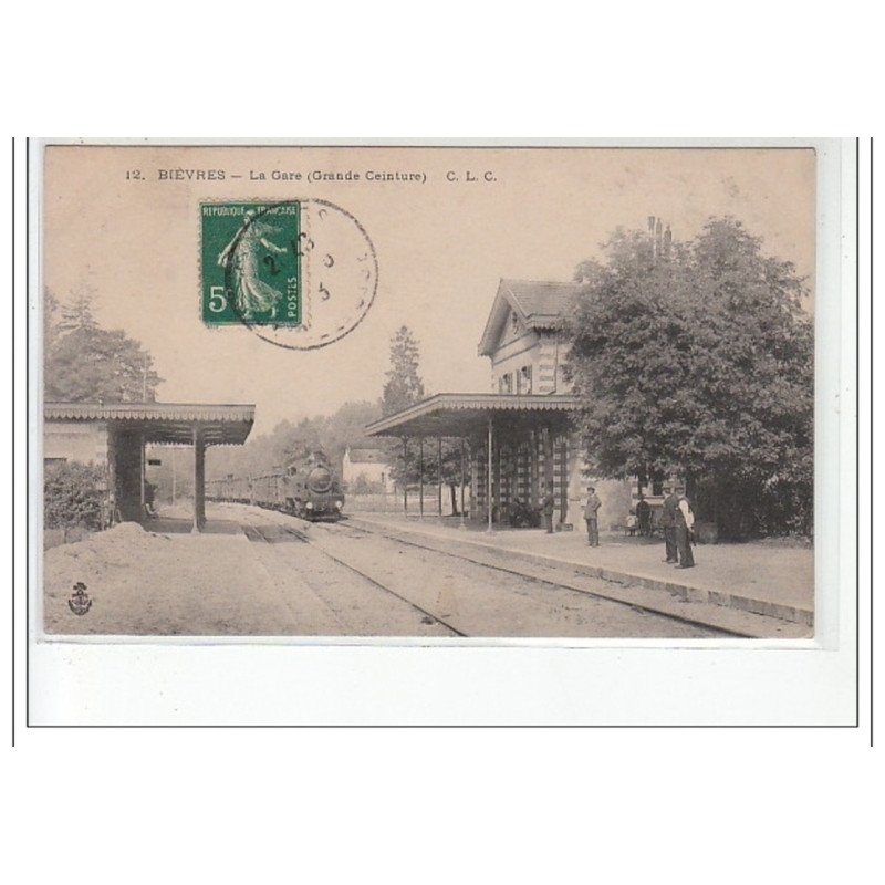 BIEVRES - La gare (Grande Ceinture) - très bon état
