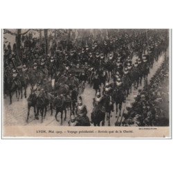 LYON : mai 1907 - voyage présidentiel (Lot de 18 cartes postales anciennes sur soie) - très bon état