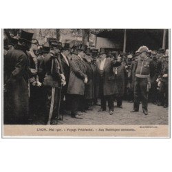 LYON : mai 1907 - voyage présidentiel (Lot de 18 cartes postales anciennes sur soie) - très bon état