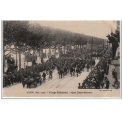 LYON : mai 1907 - voyage présidentiel (Lot de 18 cartes postales anciennes sur soie) - très bon état