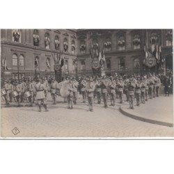 LE HAVRE : défilé militaire (lot de 11 cartes postales) - très bon état