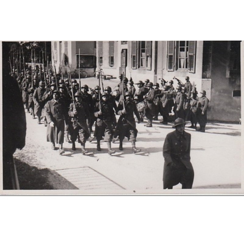 RUFFIEUX lot de 2 cartes photos du défilé du 14 Juillet 1940 - très bon état