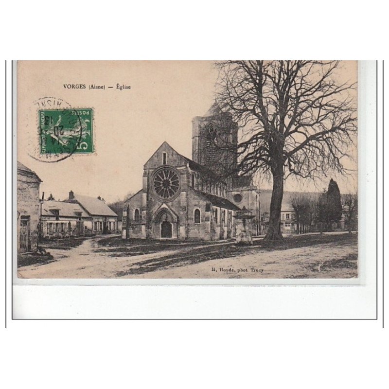 VORGES - Eglise - très bon état